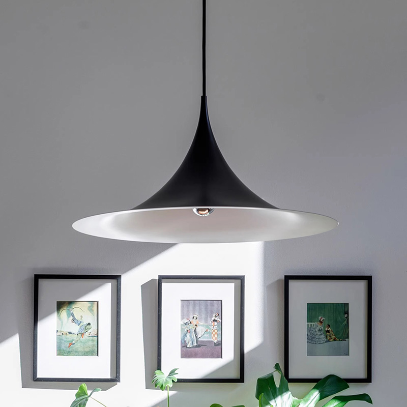 Lustre LED suspendu de designe - Desk Setup Minimalist avis et prix
